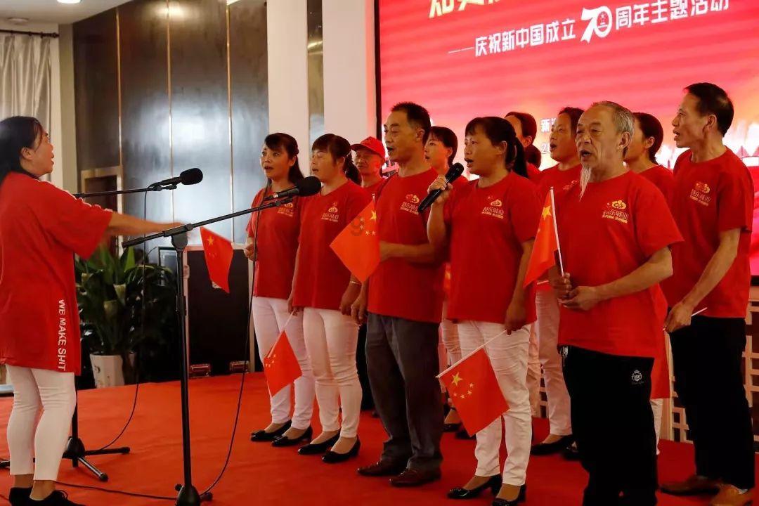 梁洛施首晒大儿子李长治的作文,成语连篇!鲁豫连夸其用词很好!